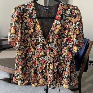 Madewell Short Sleeve Peplum Side Tie Wrap Top In Flower Garden